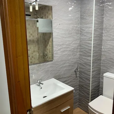 Apartment Sofocles Holidays Teatinos A