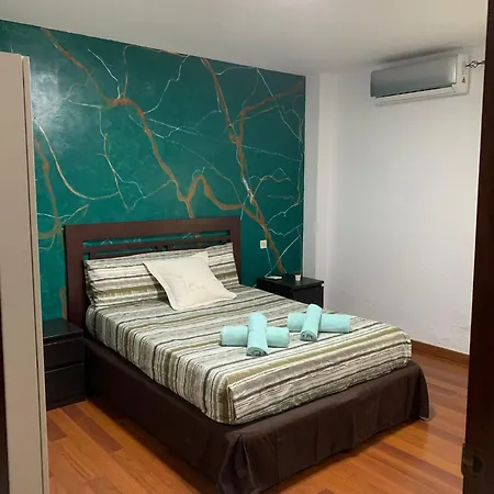 Apartment Sofocles Holidays Teatinos A *